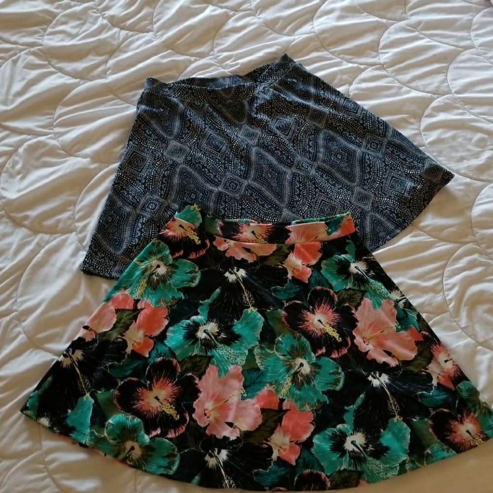H&M Cool summer mini flare skirt(2 items)